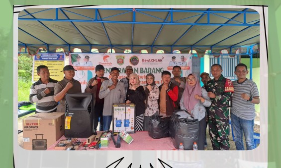 Penyerahan Barang Probebaya RT. 05